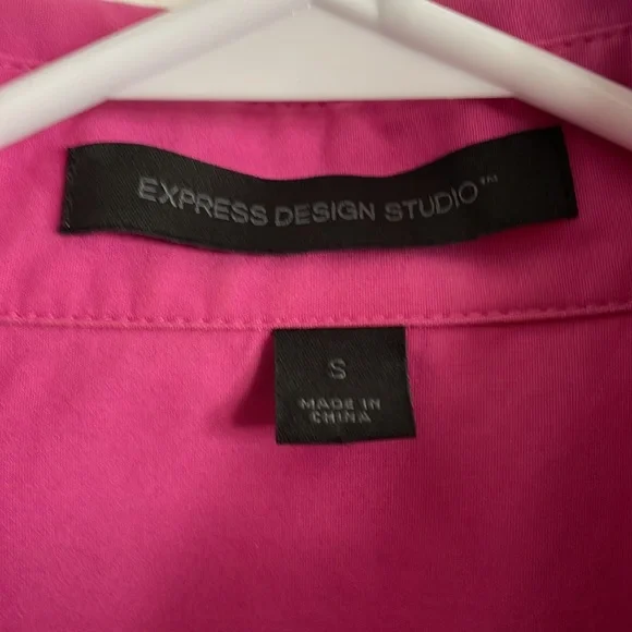 Express Womens Hot Pink button down shirt - size small - Picture 4 of 7